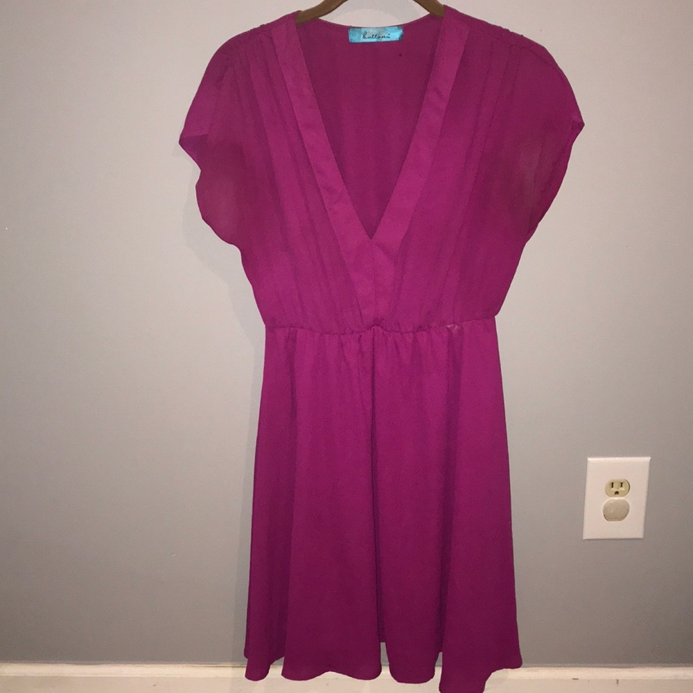 Super cute dress!